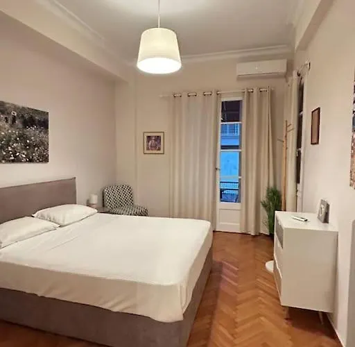 Kolonaki Central Apartment