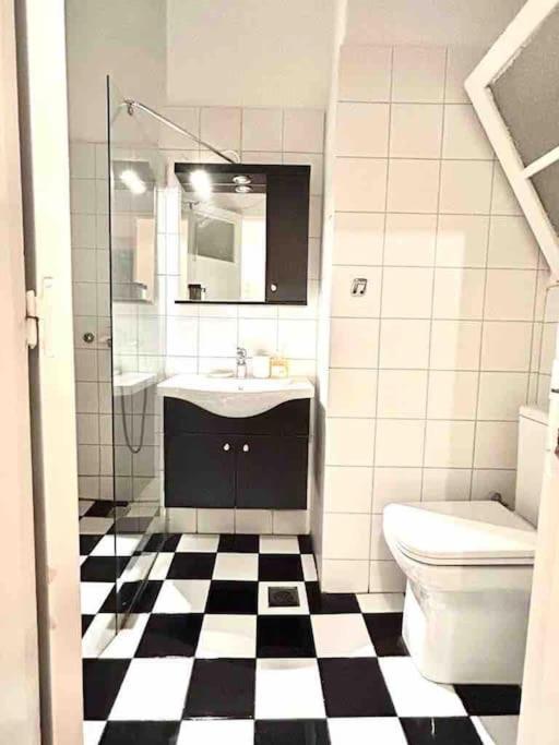 Kolonaki Apartment *